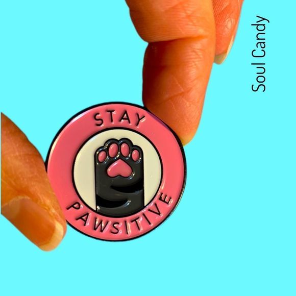 Stay Pawsitive enameled pin - Picture 1 of 3